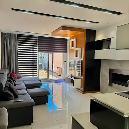 公寓 Exclusive Penthouse Jacuzzi Rooftop Saint Julian's