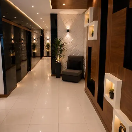Exclusive Penthouse Jacuzzi Rooftop *