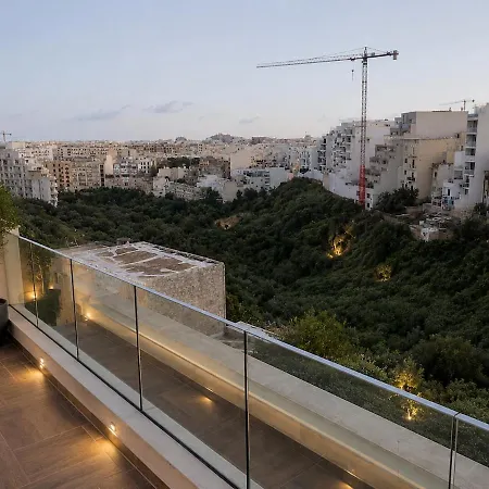 Exclusive Penthouse Jacuzzi Rooftop